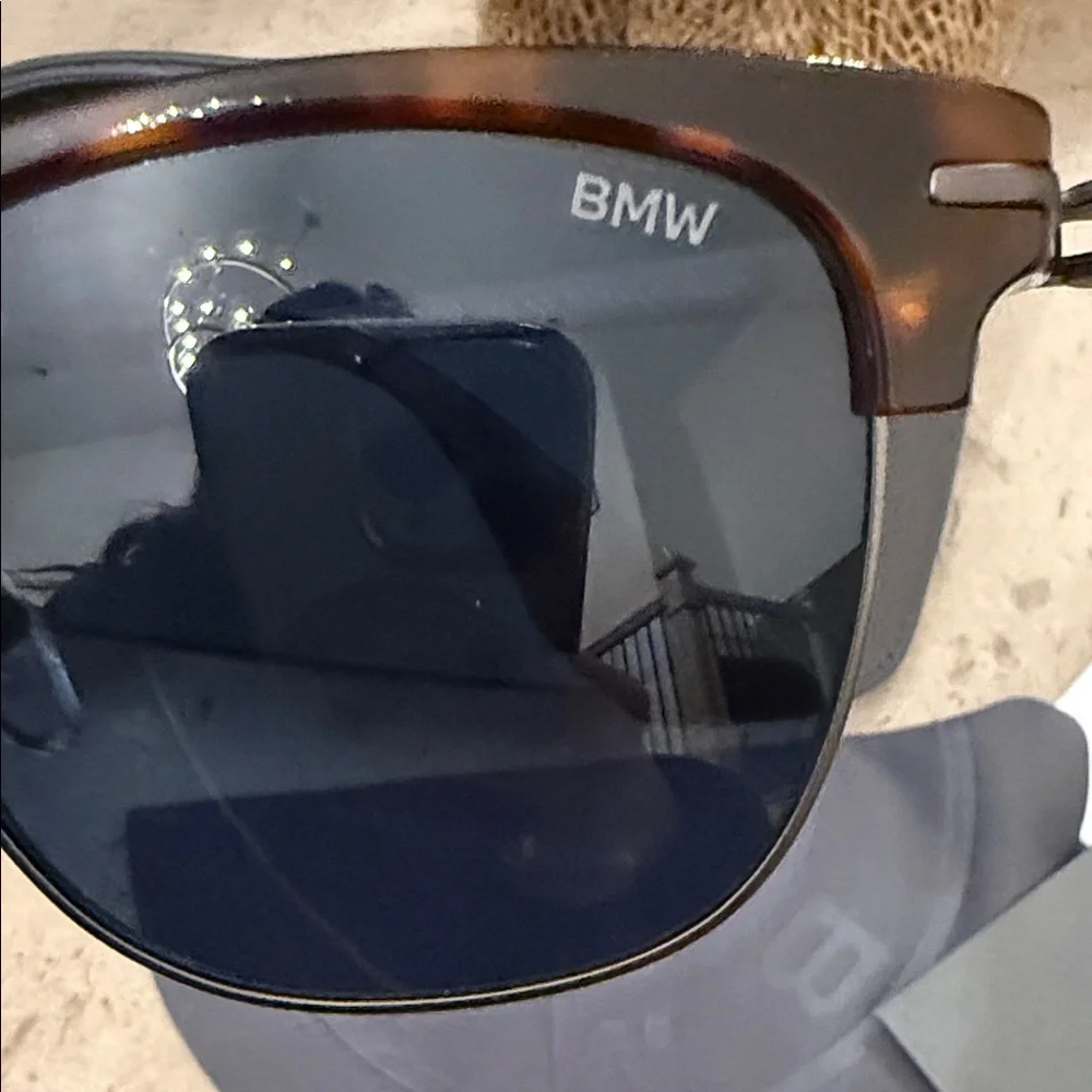 BMW Black and Brown Sunglasses - Picture 4 of 6